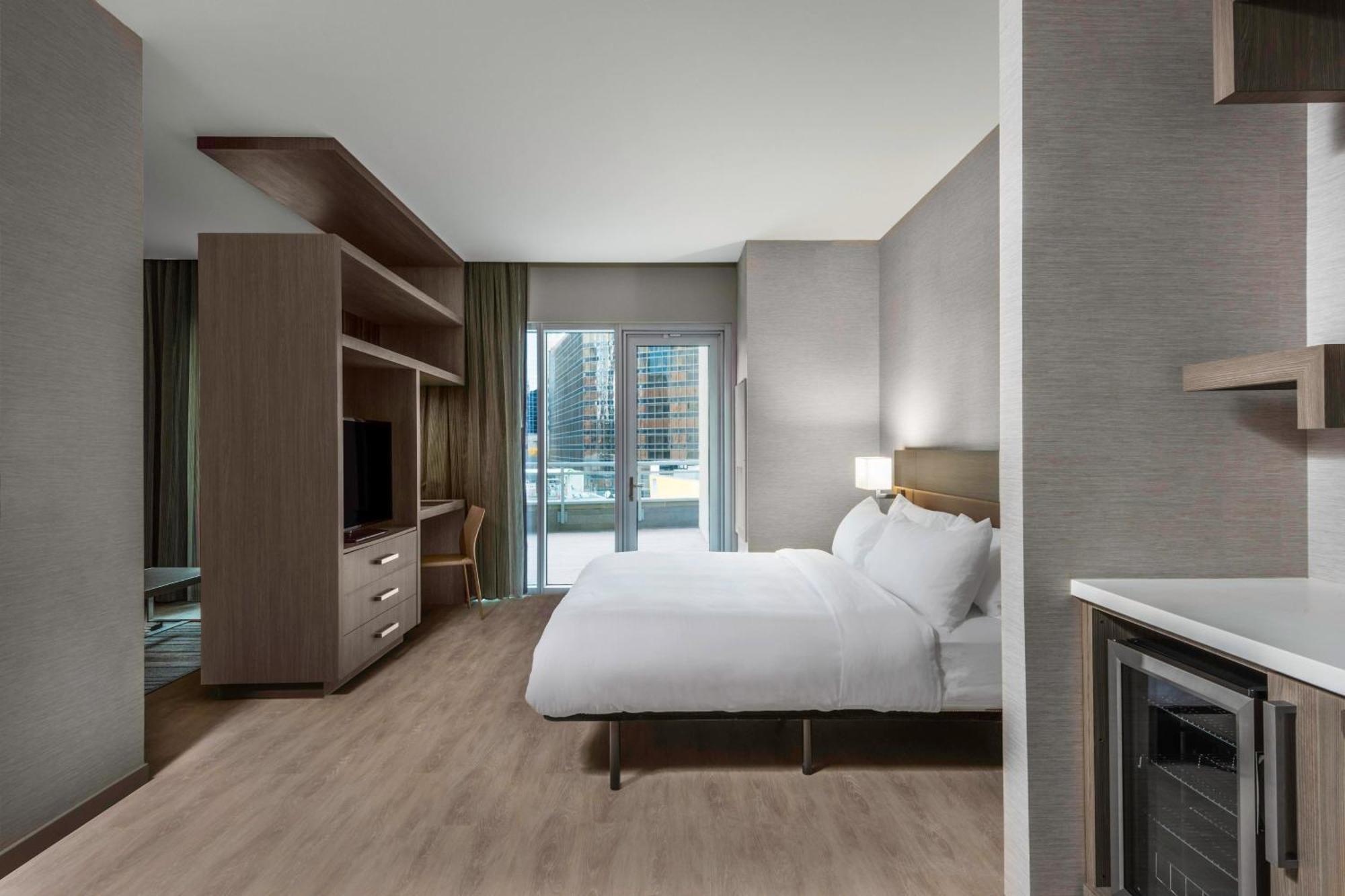 Hotel Ac By Marriott Center
