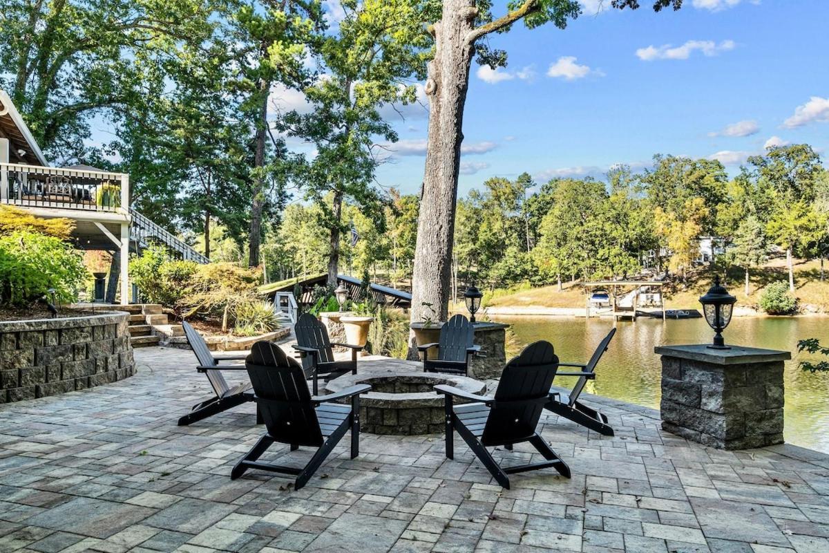 Wylie With Dock, Beach, And Hot Tub *