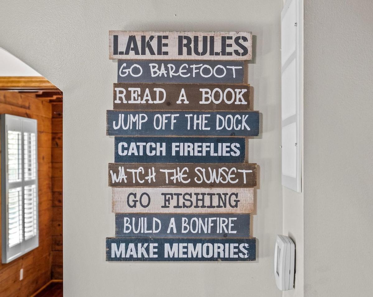 Wylie With Dock, Beach, And Hot Tub *