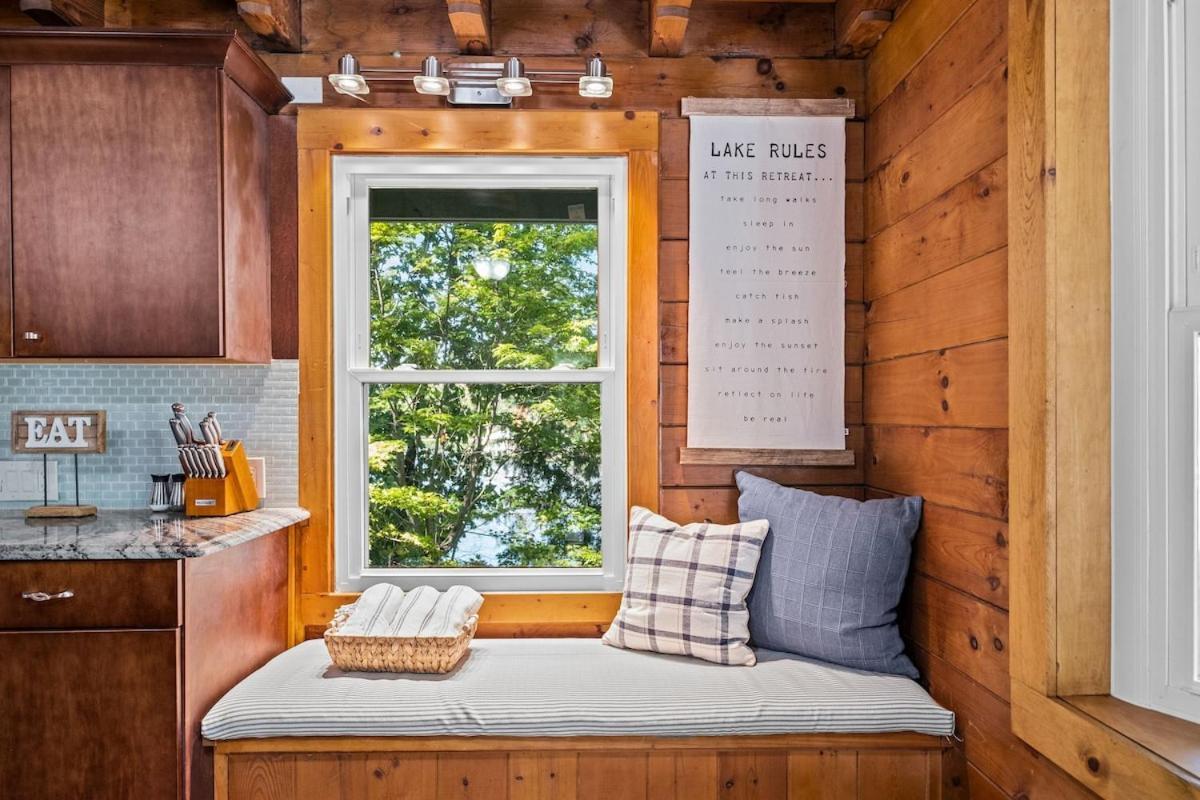 Holiday home Wylie With Dock, Beach, And Hot Tub *