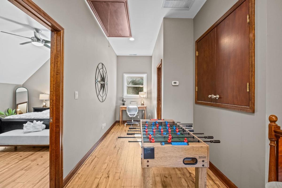 Holiday home Wylie With Dock, Beach, And Hot Tub Charlotte
