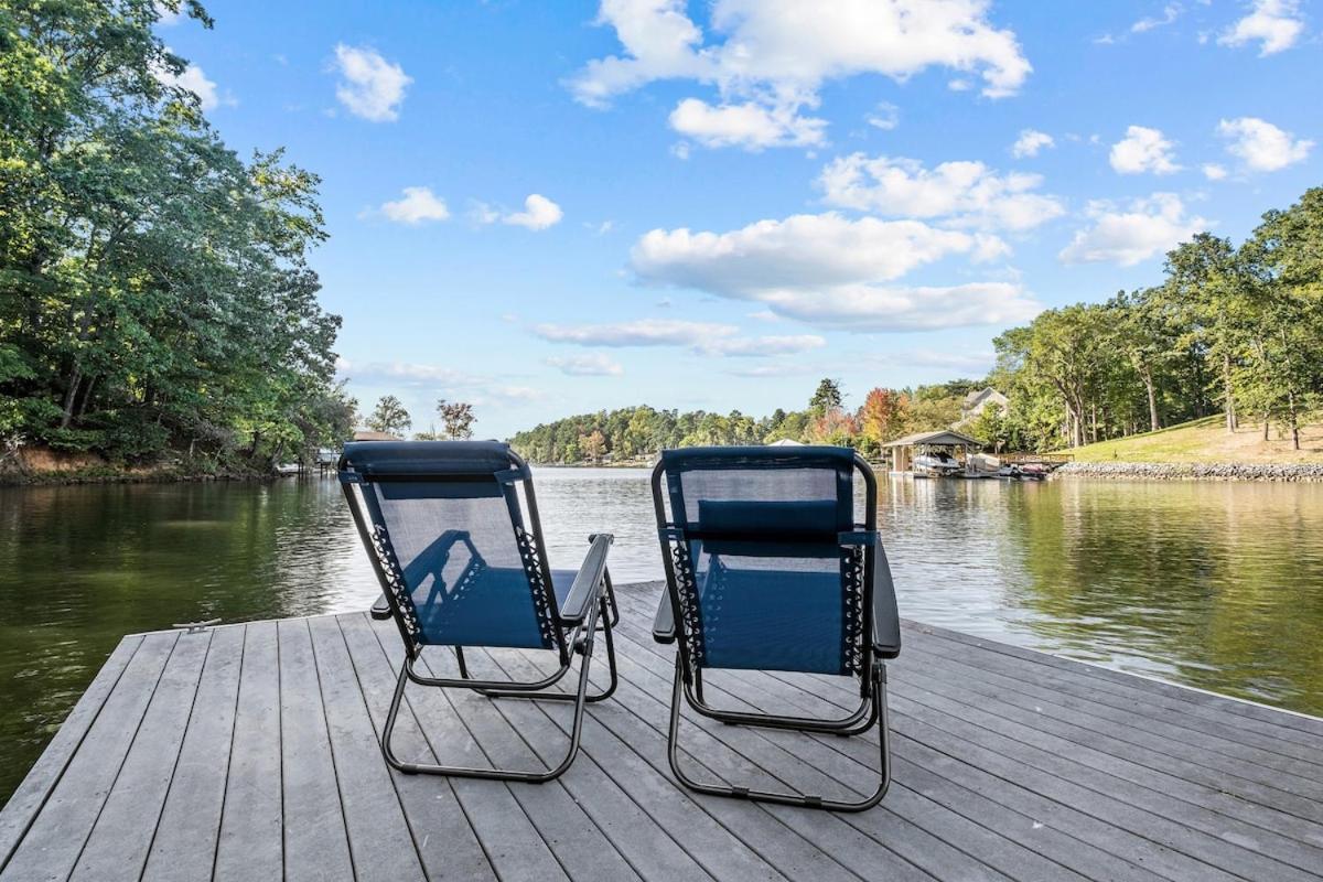 Holiday home Wylie With Dock, Beach, And Hot Tub Charlotte