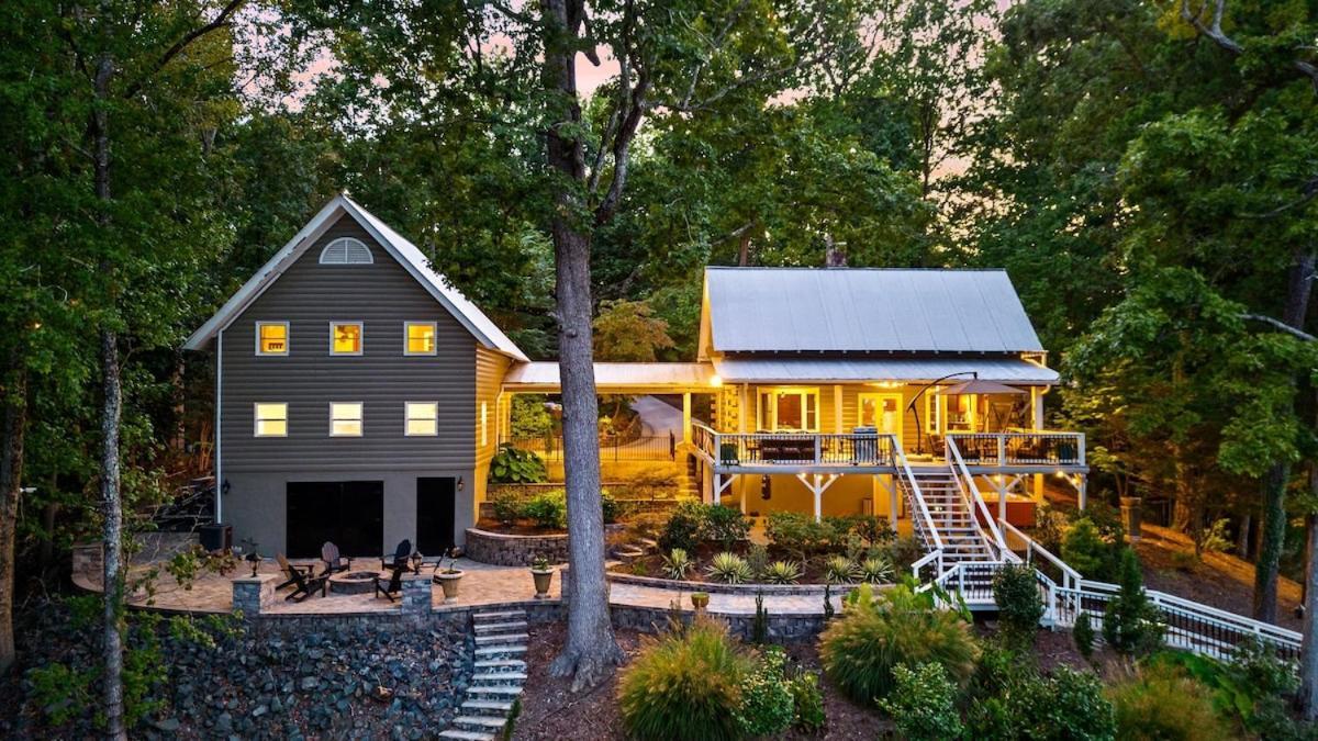 Wylie With Dock, Beach, And Hot Tub * Charlotte