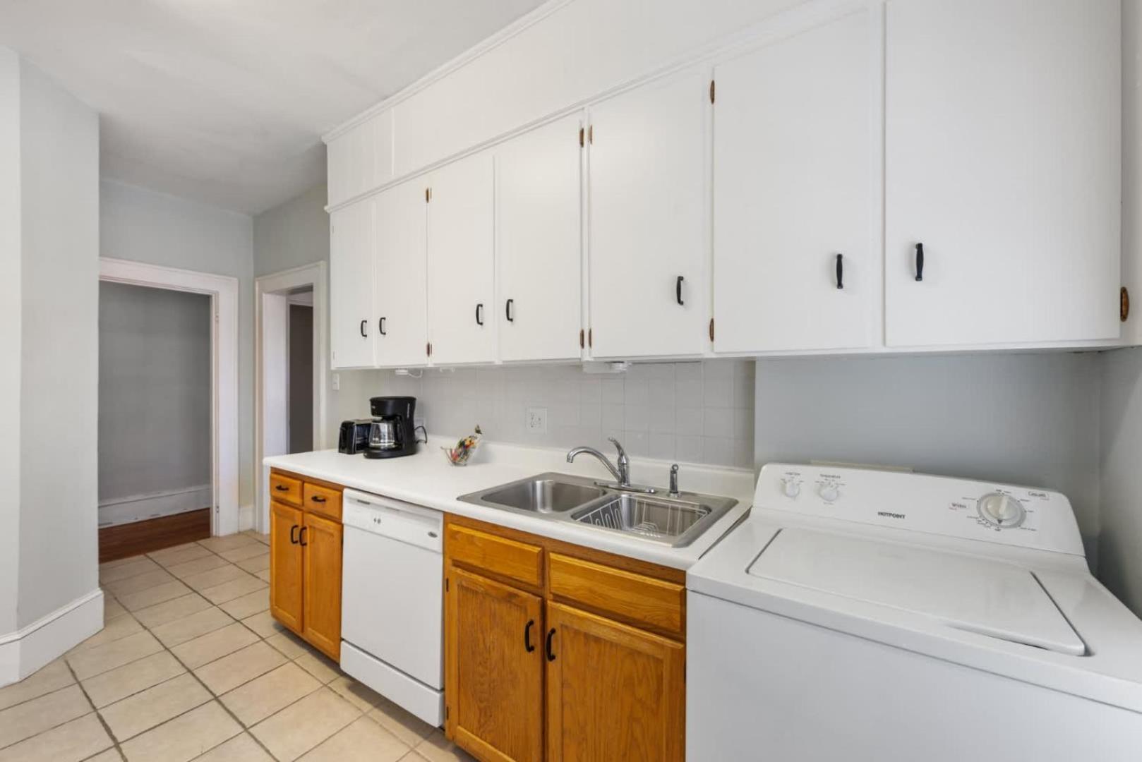 Holiday home Well Located 1 Bedroom In Elizabeth With Covered Porch