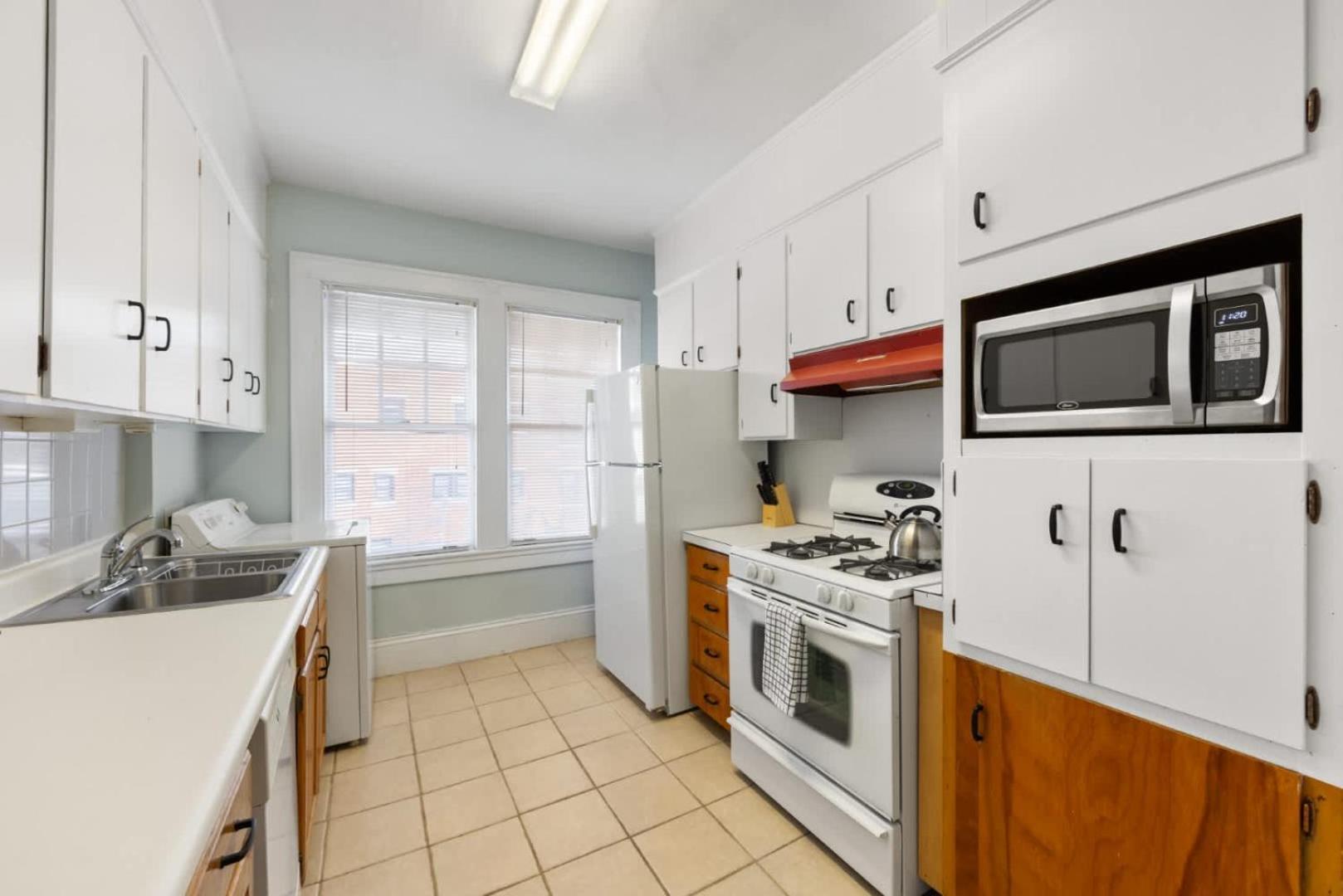 Holiday home Well Located 1 Bedroom In Elizabeth With Covered Porch