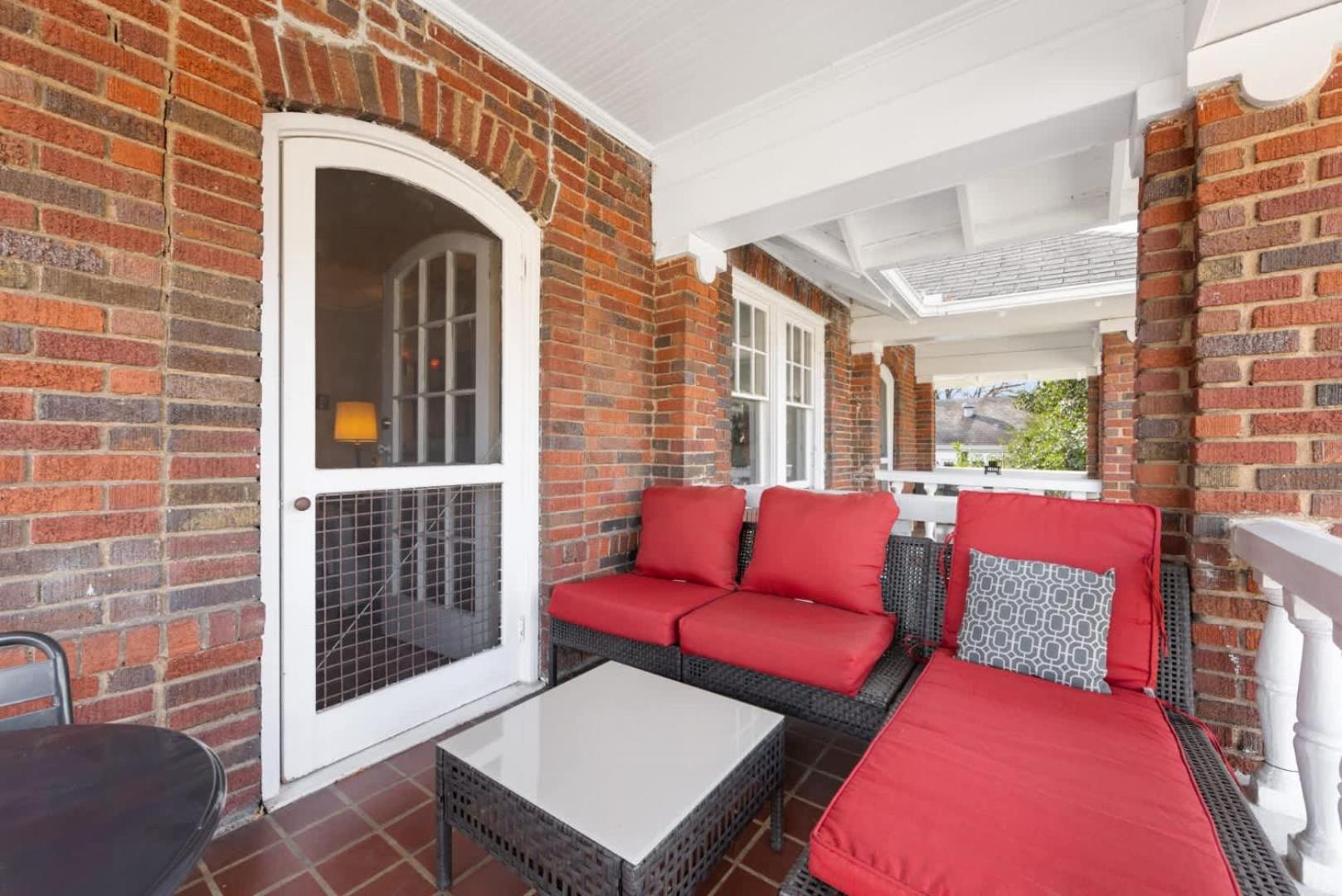 Holiday home Well Located 1 Bedroom In Elizabeth With Covered Porch *