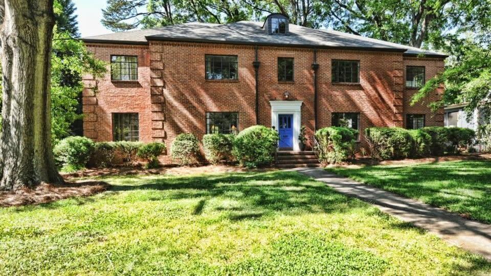 Chic And Comfortable 2br Near Uptown