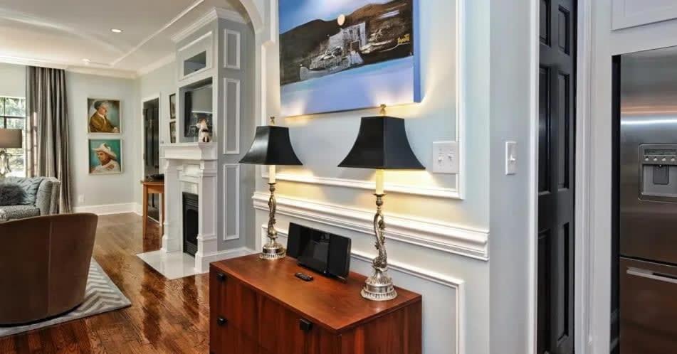Chic And Comfortable 2br Near Uptown Holiday home *