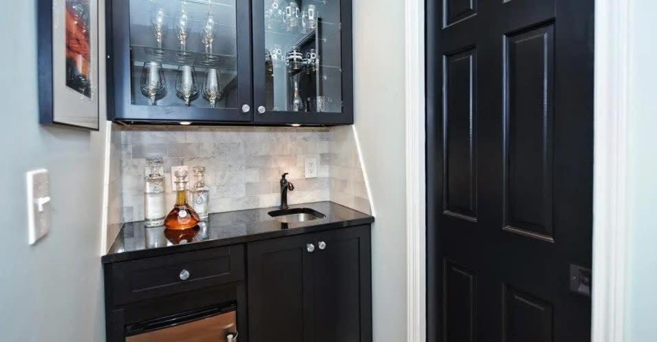 Chic And Comfortable 2br Near Uptown Holiday home Charlotte