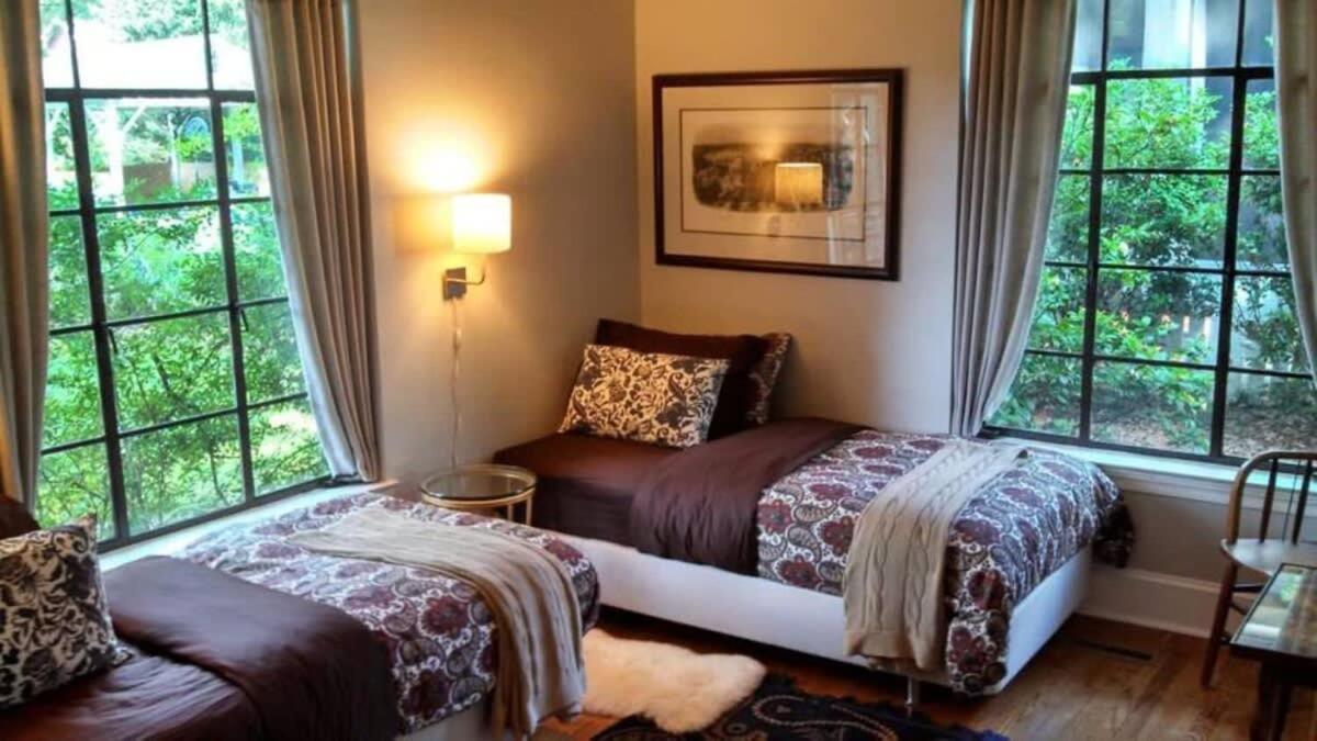 Relax Or Entertain In Luxurious 2br With Patio *