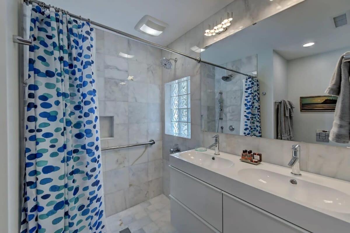 Spacious Conveniently Located 1br In Myers Park Charlotte