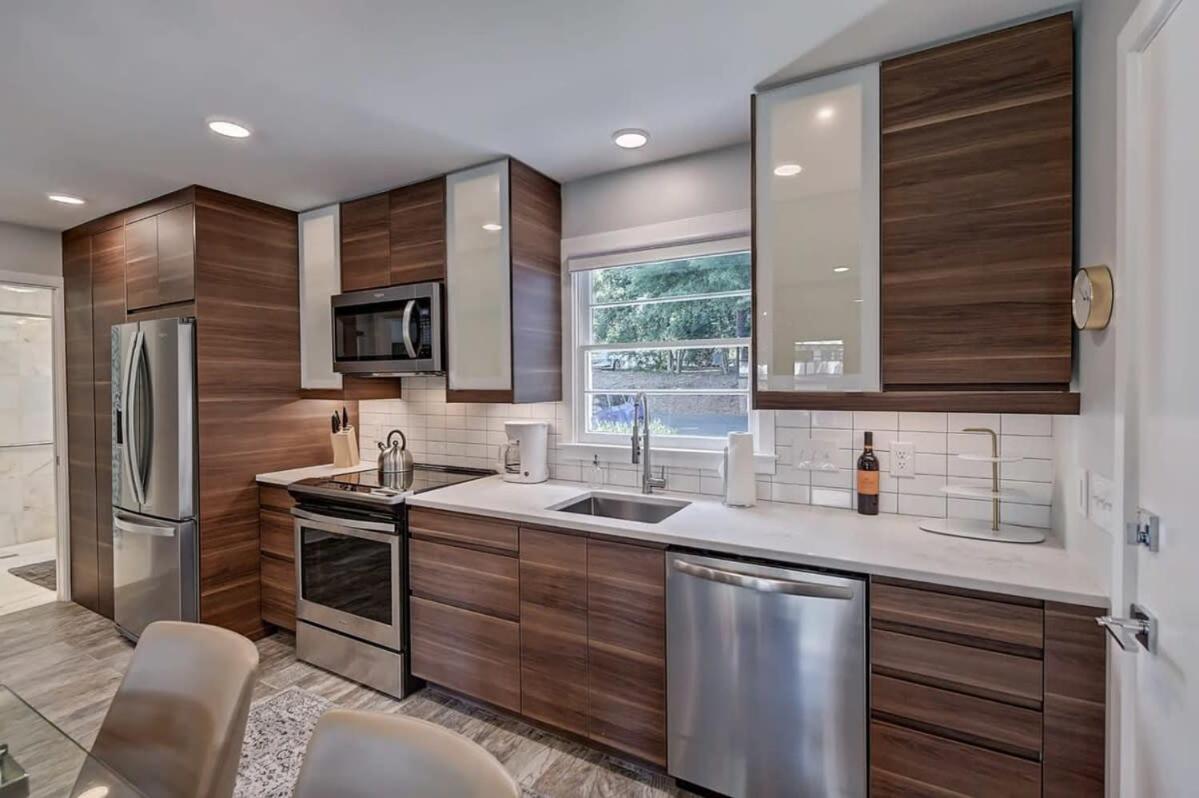 Spacious Conveniently Located 1br In Myers Park Holiday home Charlotte