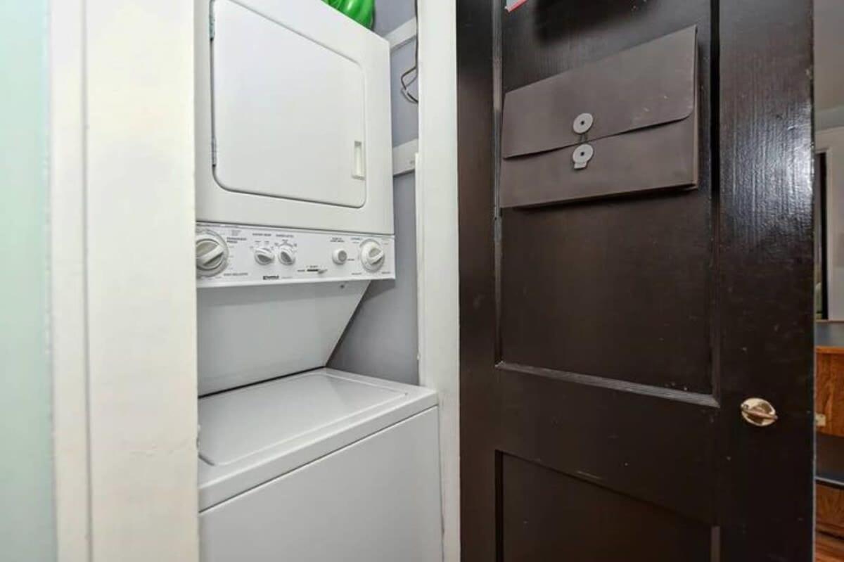 Spacious 2br In Myers Park With Sunroom Holiday home Charlotte