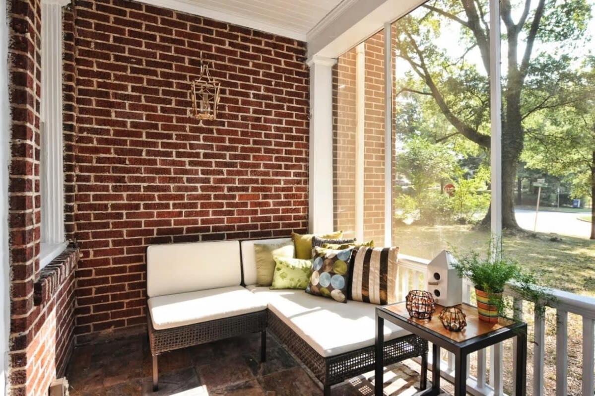 Holiday home Luxurious Myers Park Living With Screened Porch Charlotte