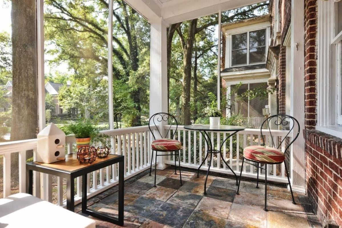 Luxurious Myers Park Living With Screened Porch Charlotte