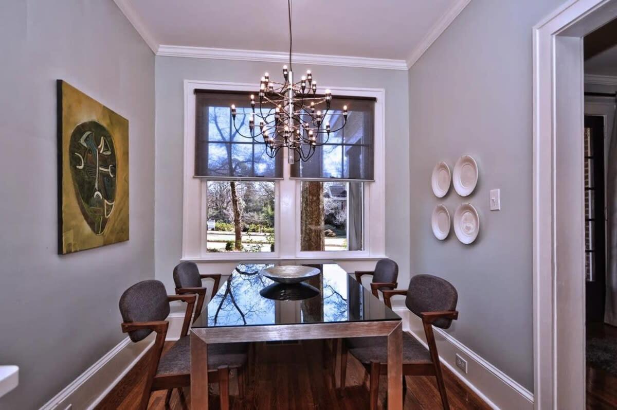 2 Bedroom In Myers Park With Comfortable Screened Porch Holiday home *