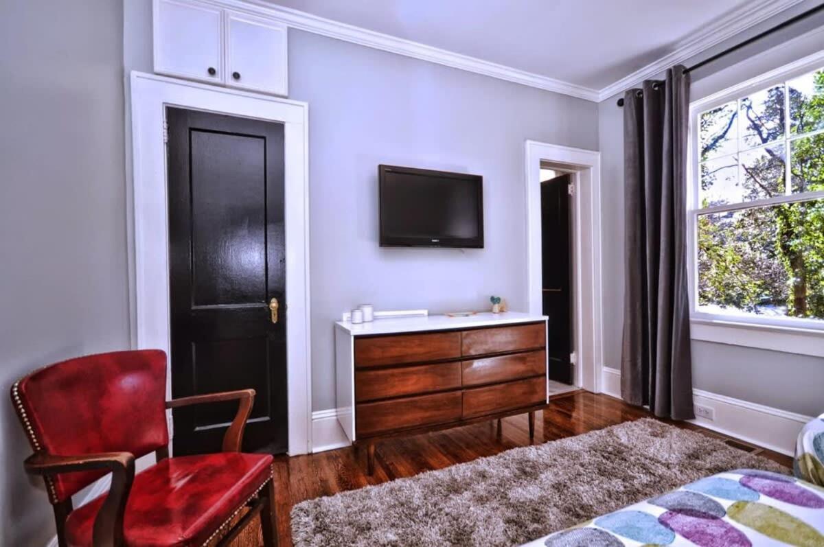Holiday home 2 Bedroom In Myers Park With Comfortable Screened Porch