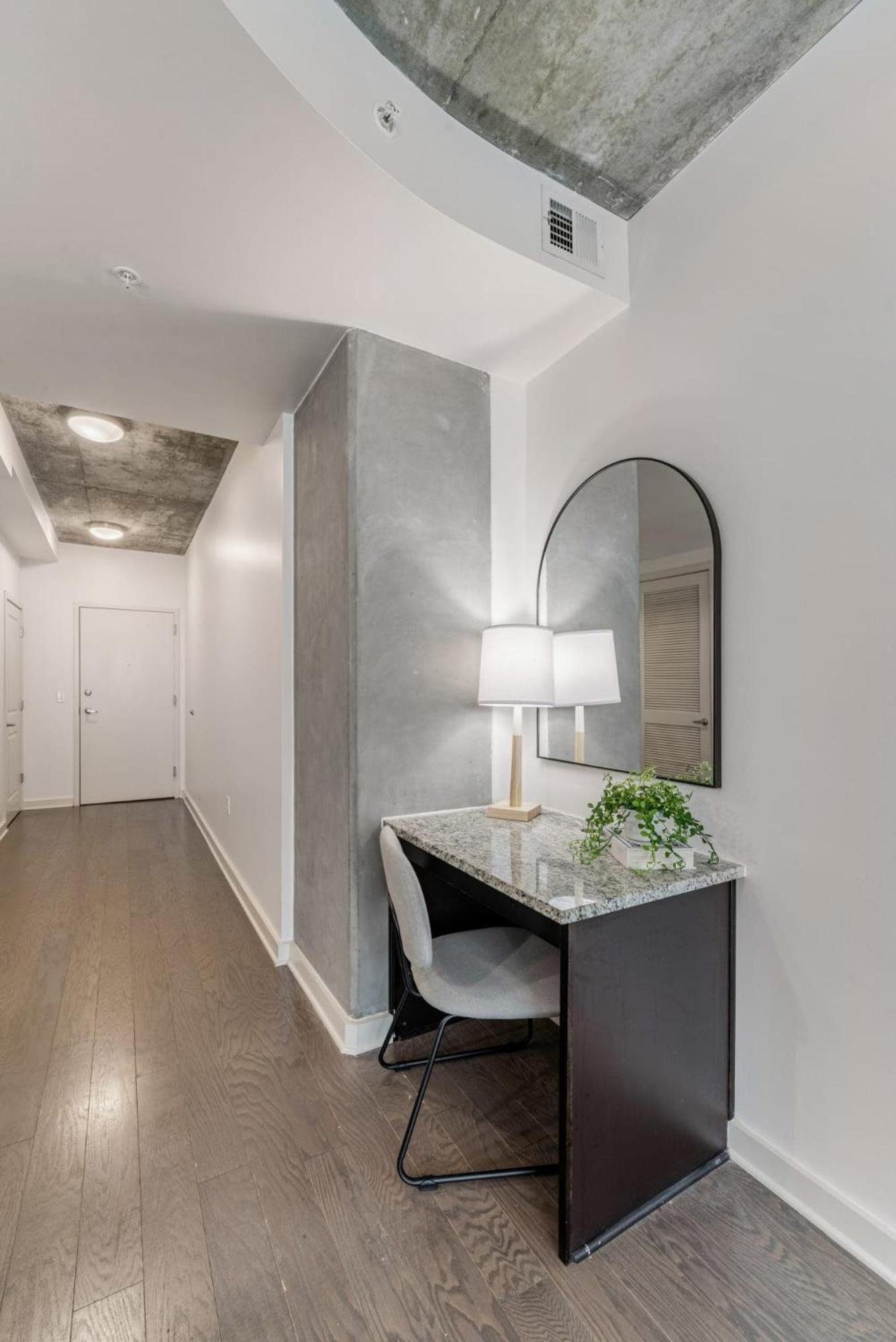 Luxurious Uptown Apartments In Charlotte North Carolina