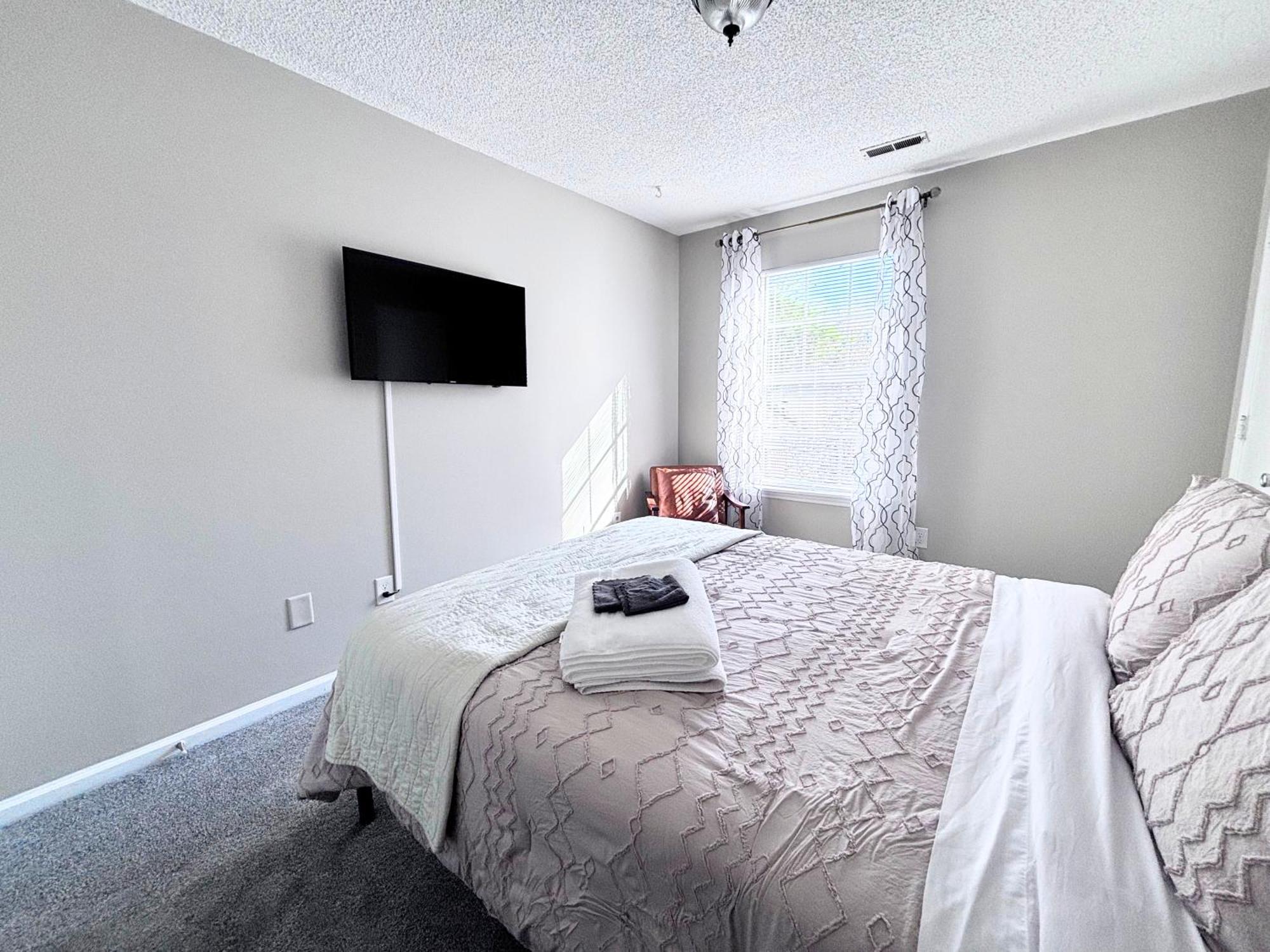 Great Location 2bdrm - Pineville Holiday home Charlotte
