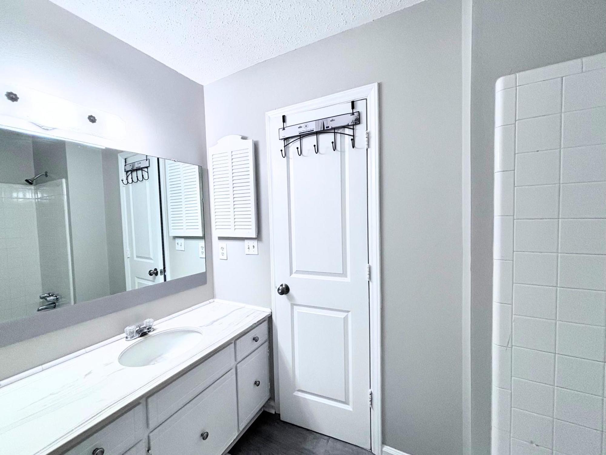 Great Location 2bdrm - Pineville Holiday home
