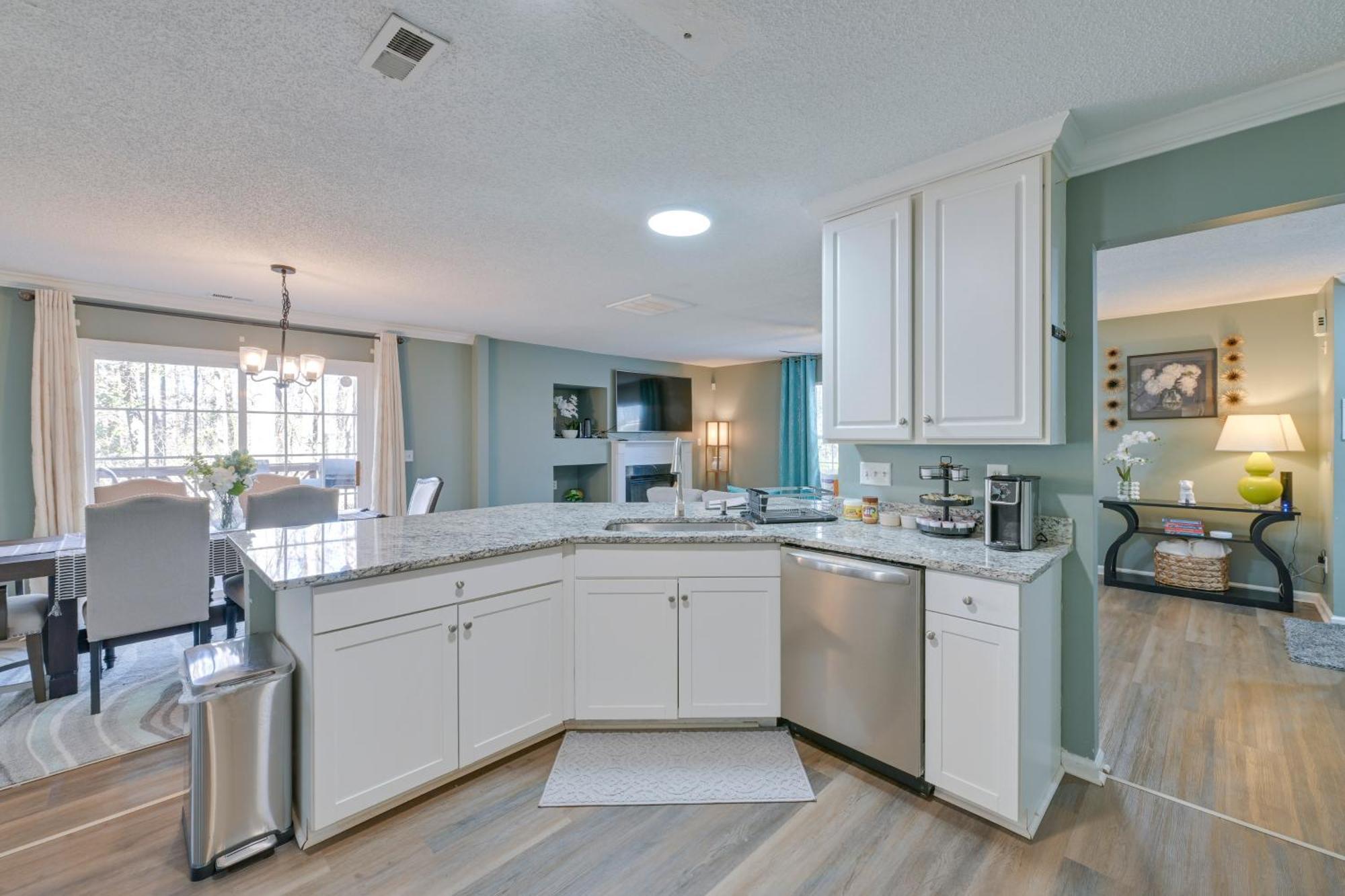 Holiday home 9 Mi To Uptown Dogs Welcome!
