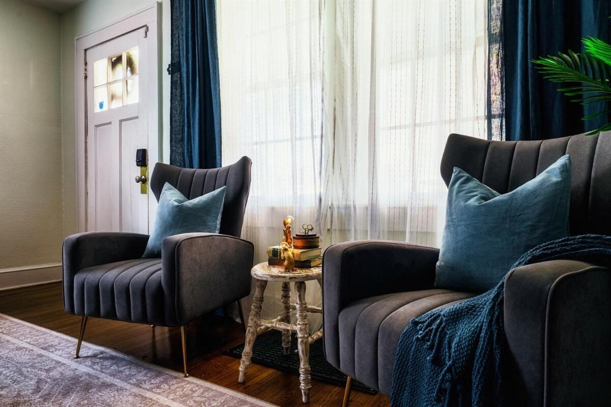 Book Fam Clt Combo Duplex Near Uptown & Breweries! *