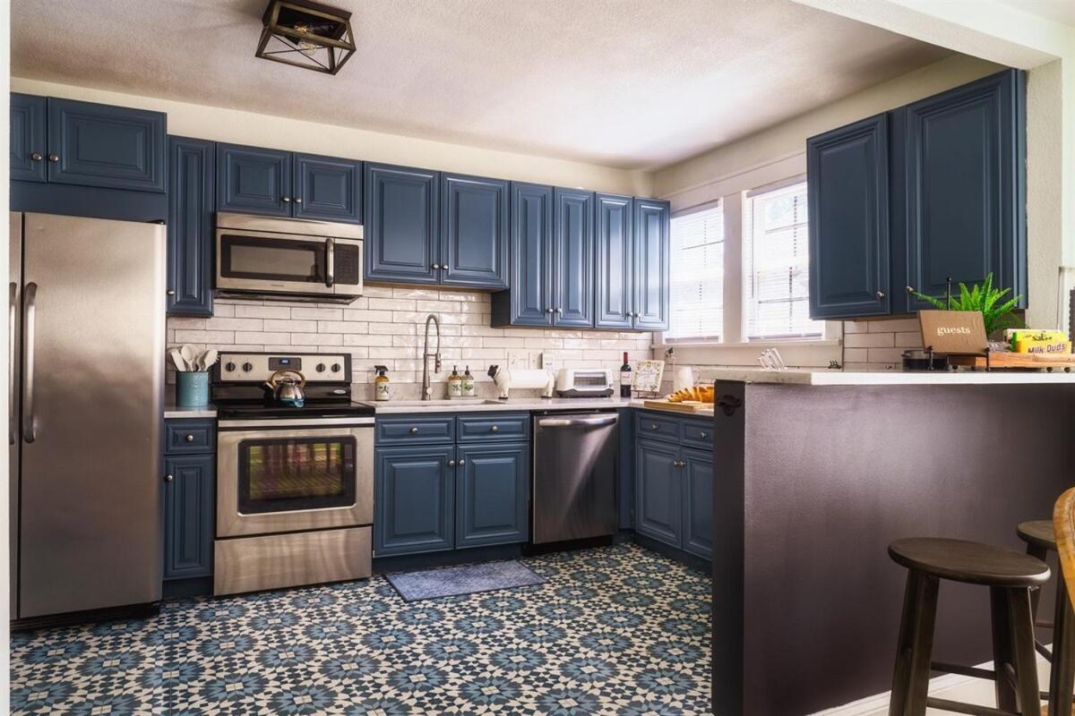 Book Fam Clt Combo Duplex Near Uptown & Breweries! Charlotte