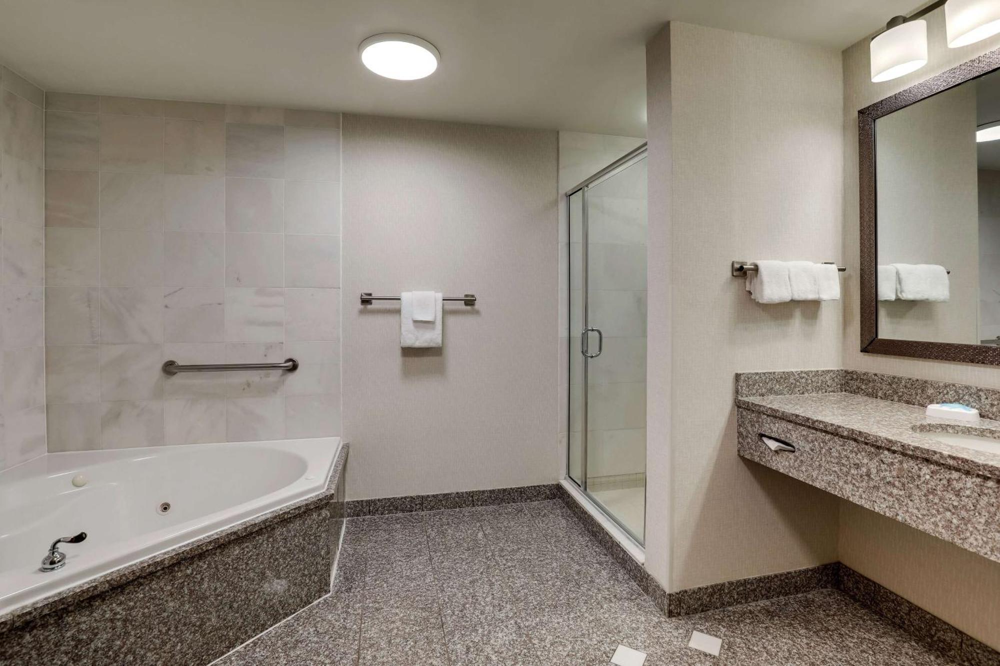 Drury & Northlake 3* Charlotte