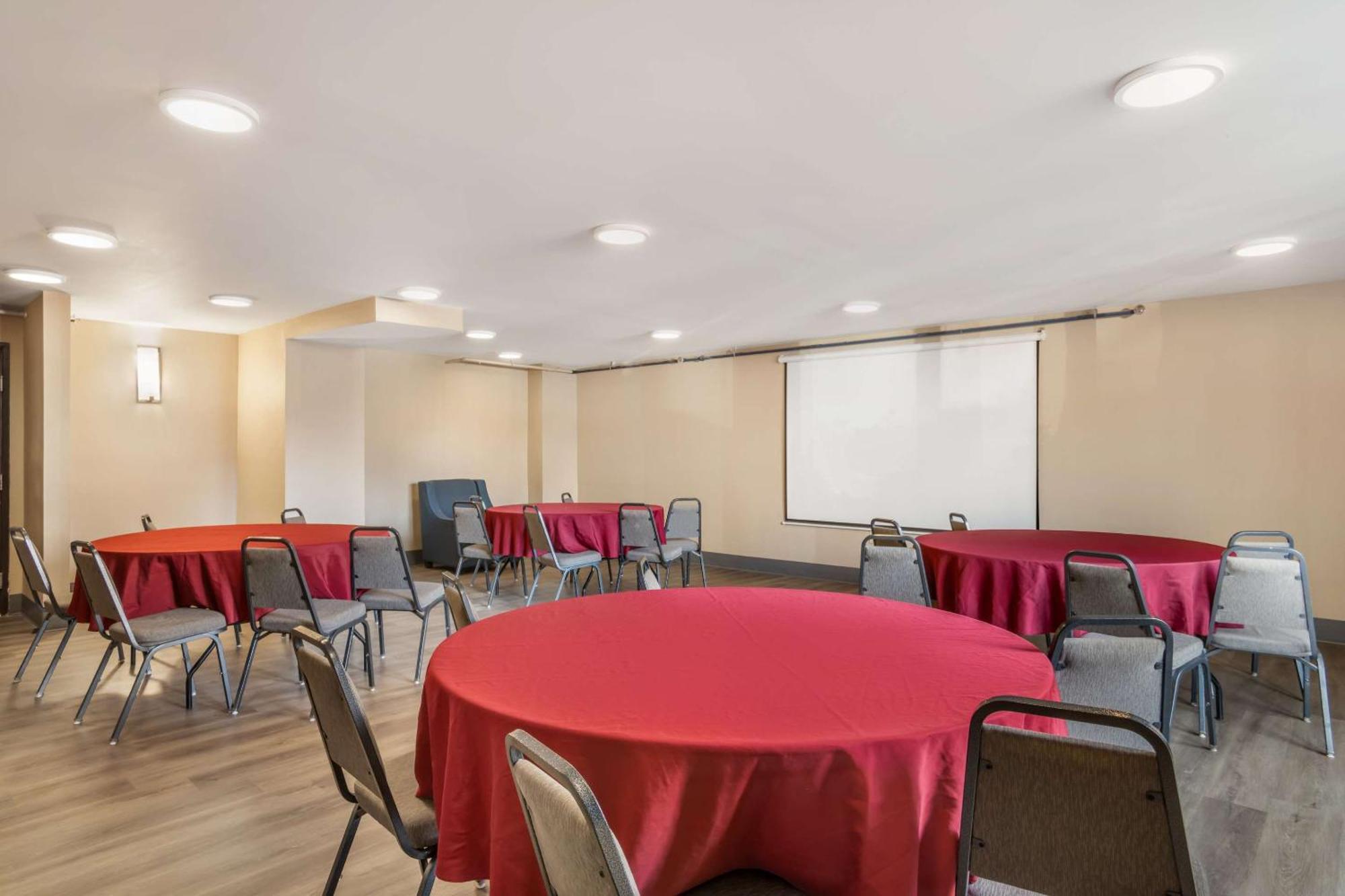 Inn Comfort Airport Uptown Charlotte