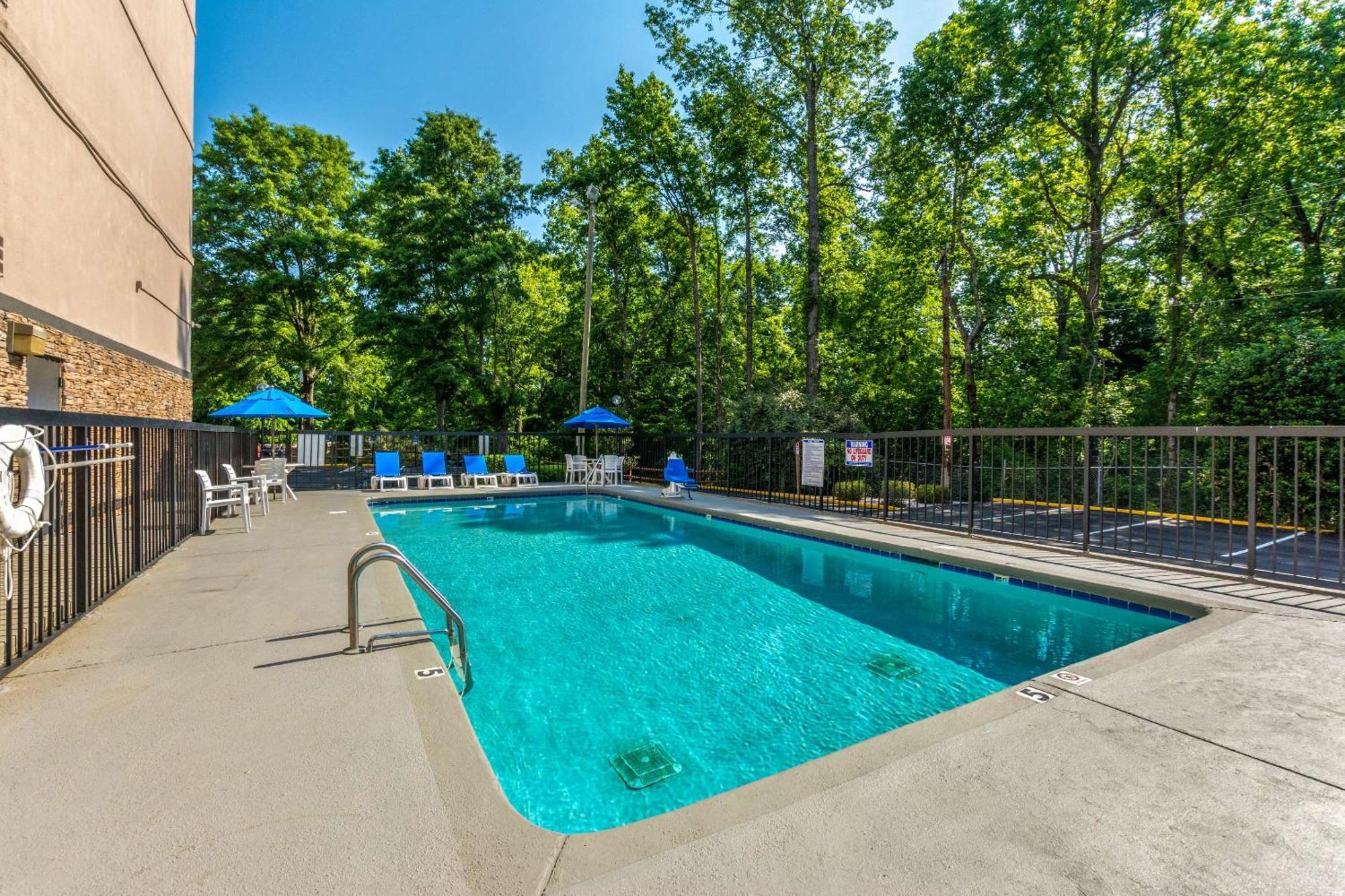 Inn Comfort Airport Uptown Charlotte