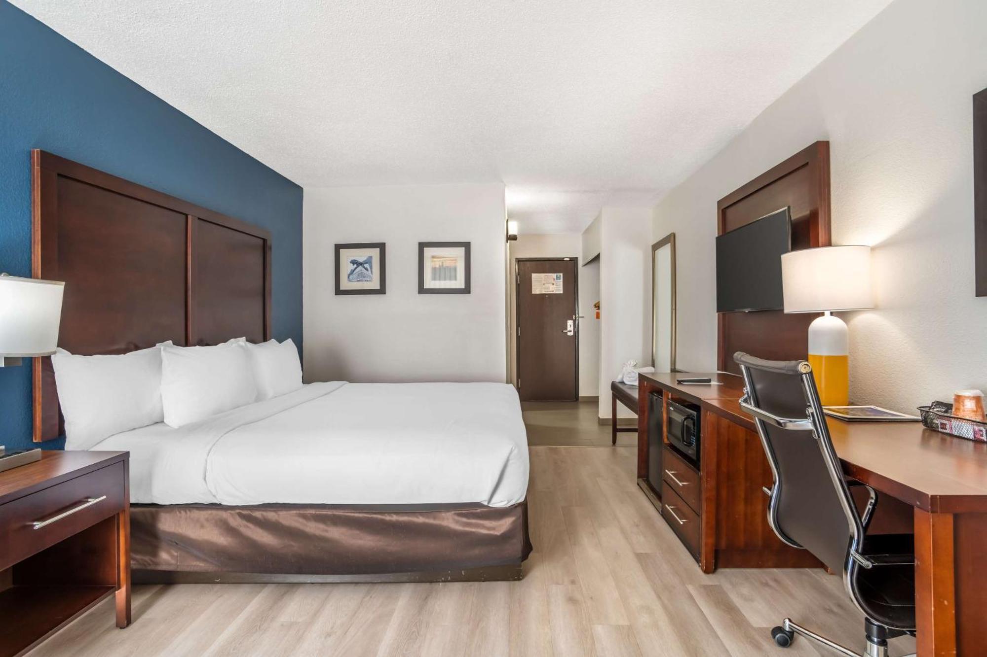 Comfort Airport Uptown 3* Charlotte