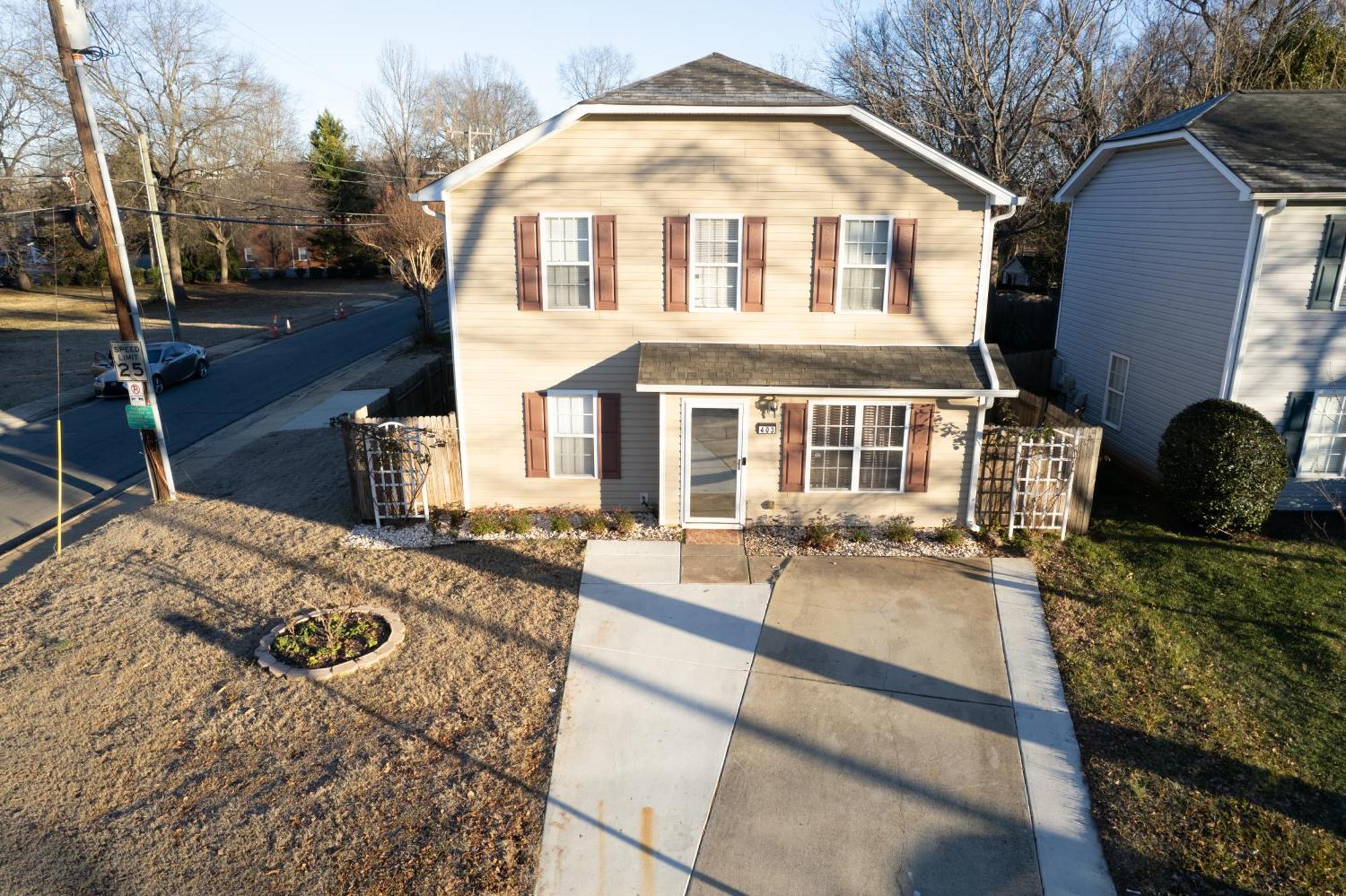 Downtown Gem With Fenced Yard, Bbq Grill And Firepit Charlotte
