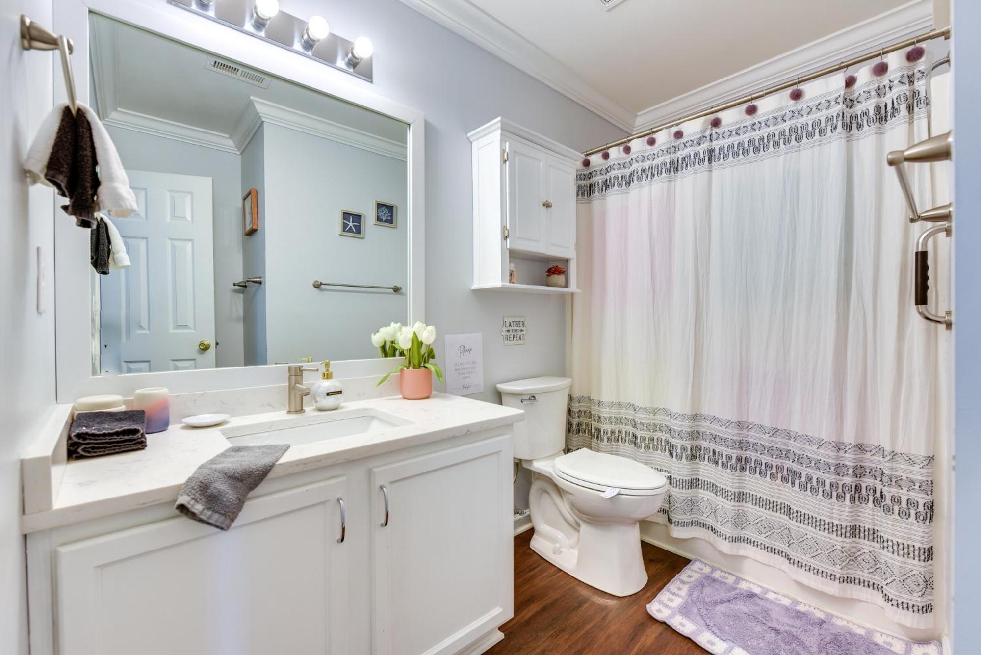 Downtown Gem With Fenced Yard, Bbq Grill And Firepit *
