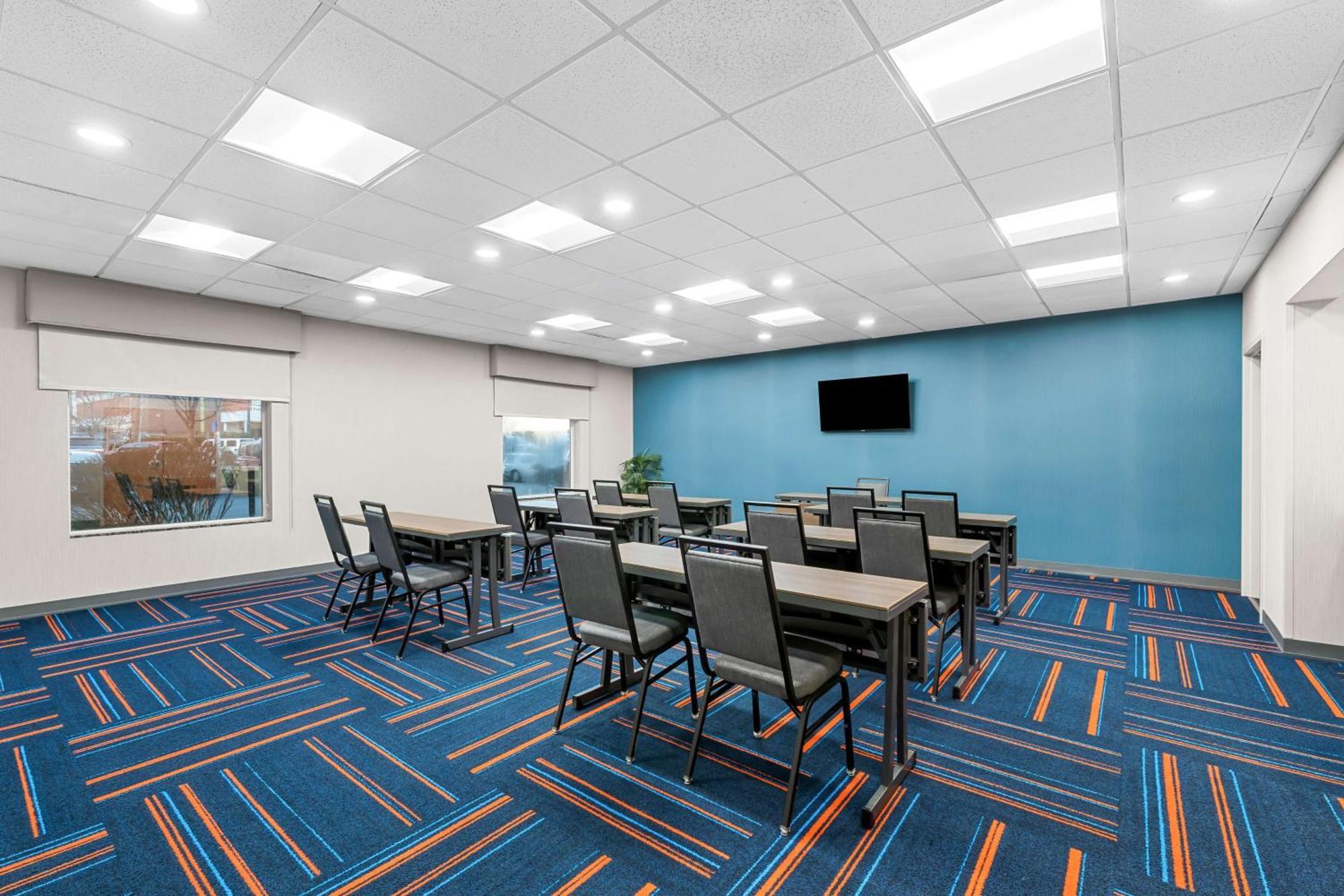 Hampton & Charlotte-airport Hotel Charlotte