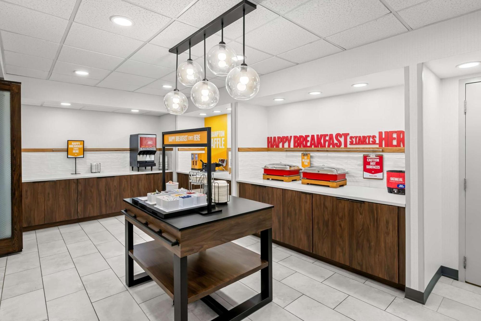 Hampton & Charlotte-airport 3* Charlotte