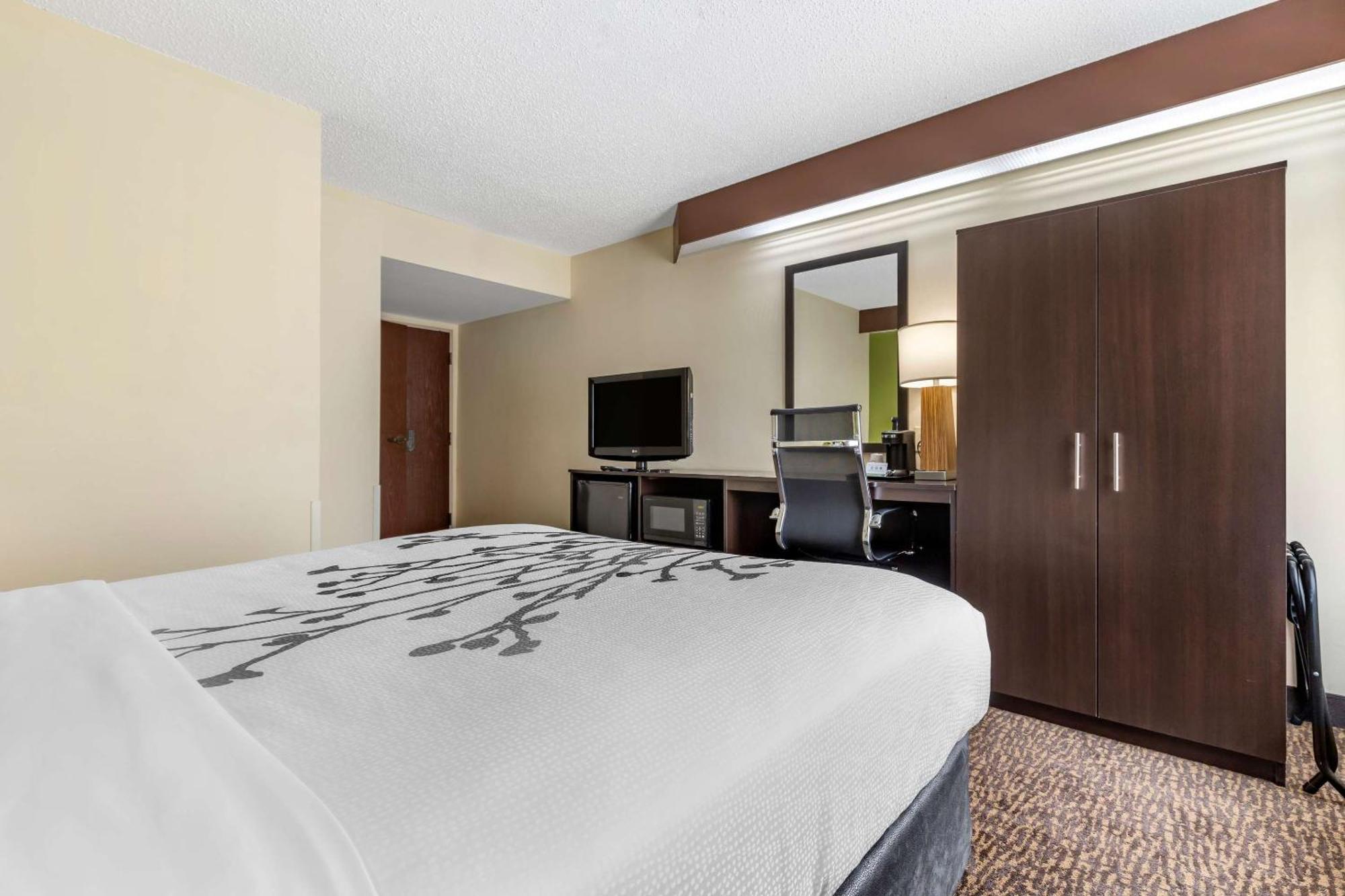 Sleep Matthews-charlotte Inn Charlotte