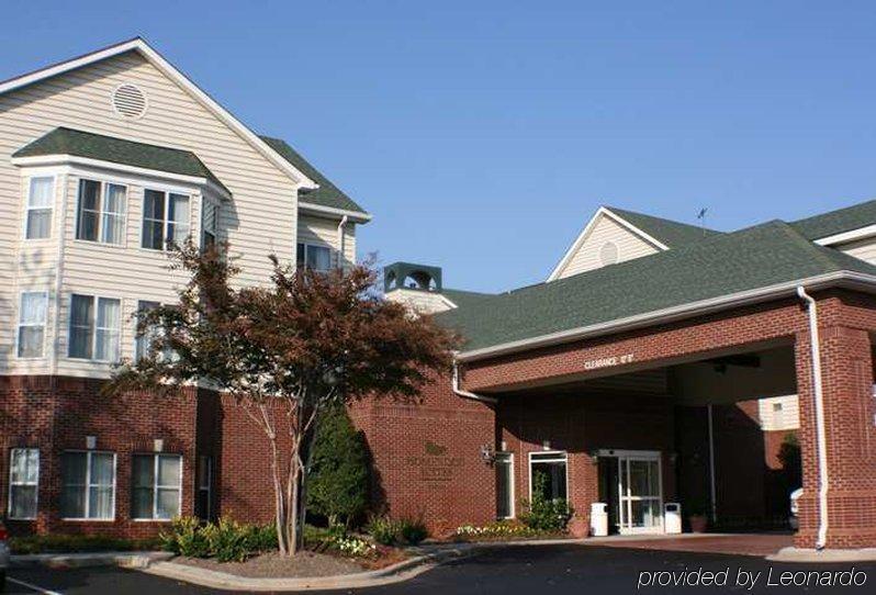 Homewood By Hilton Airport Hotel