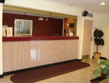 Hotel Baymont By Wyndham Charlotte
