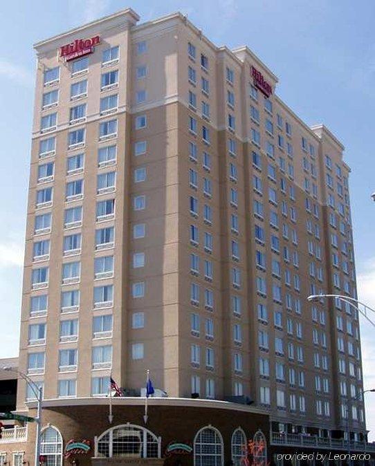 Hilton Garden Uptown