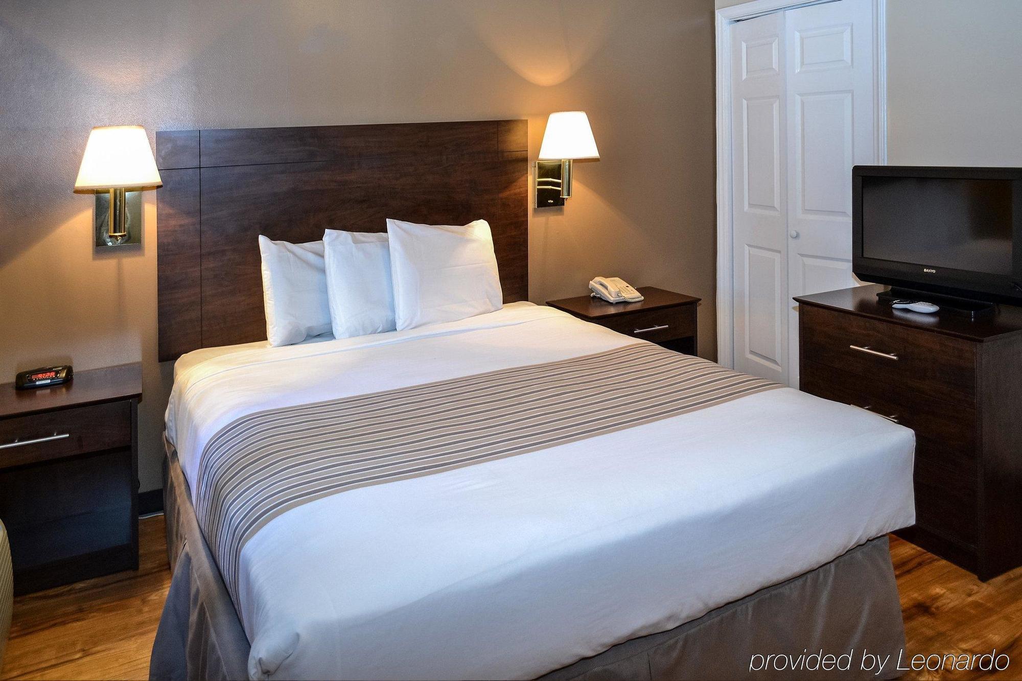 Hotel Suburban Near Of North Carolina-charlotte