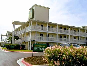 Intown Extended Nc -east Independence Hotel