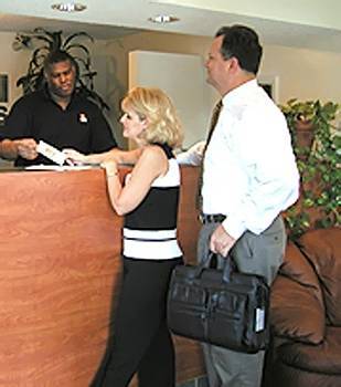 Intown Extended Nc -east Independence Hotel 2*