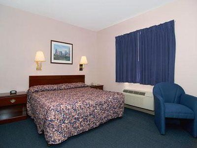 Suburban Near Of North Carolina-charlotte Hotel Charlotte