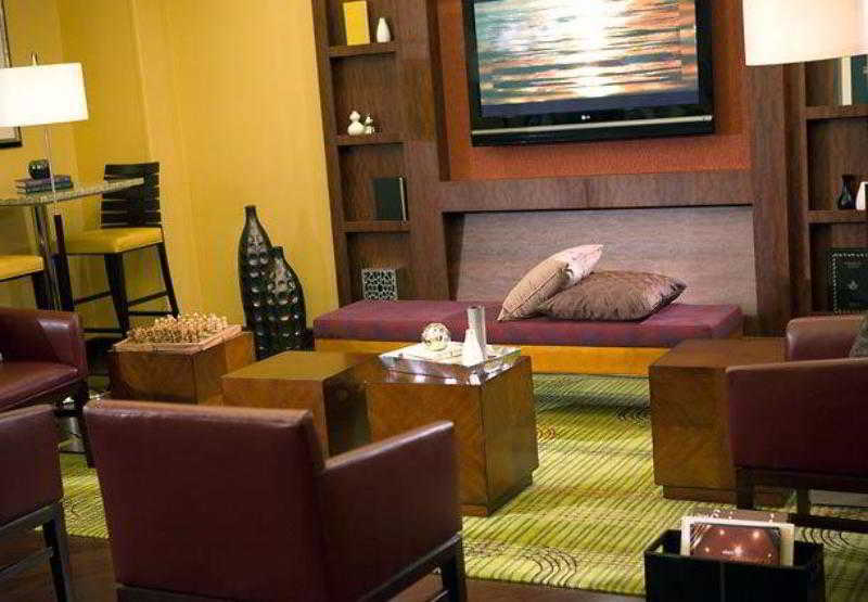 Hotel Renaissance Southpark 4*
