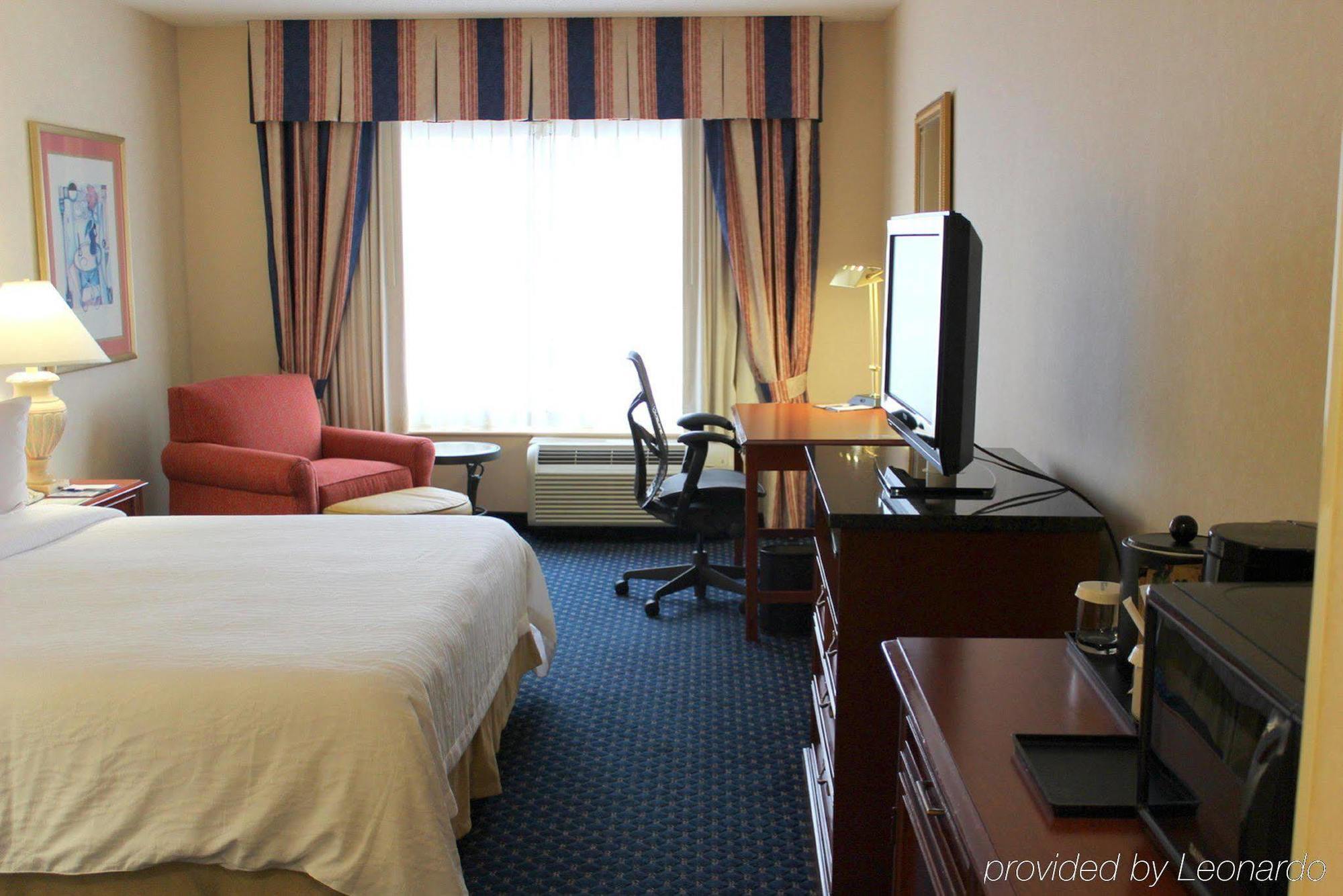 Hilton Garden Uptown