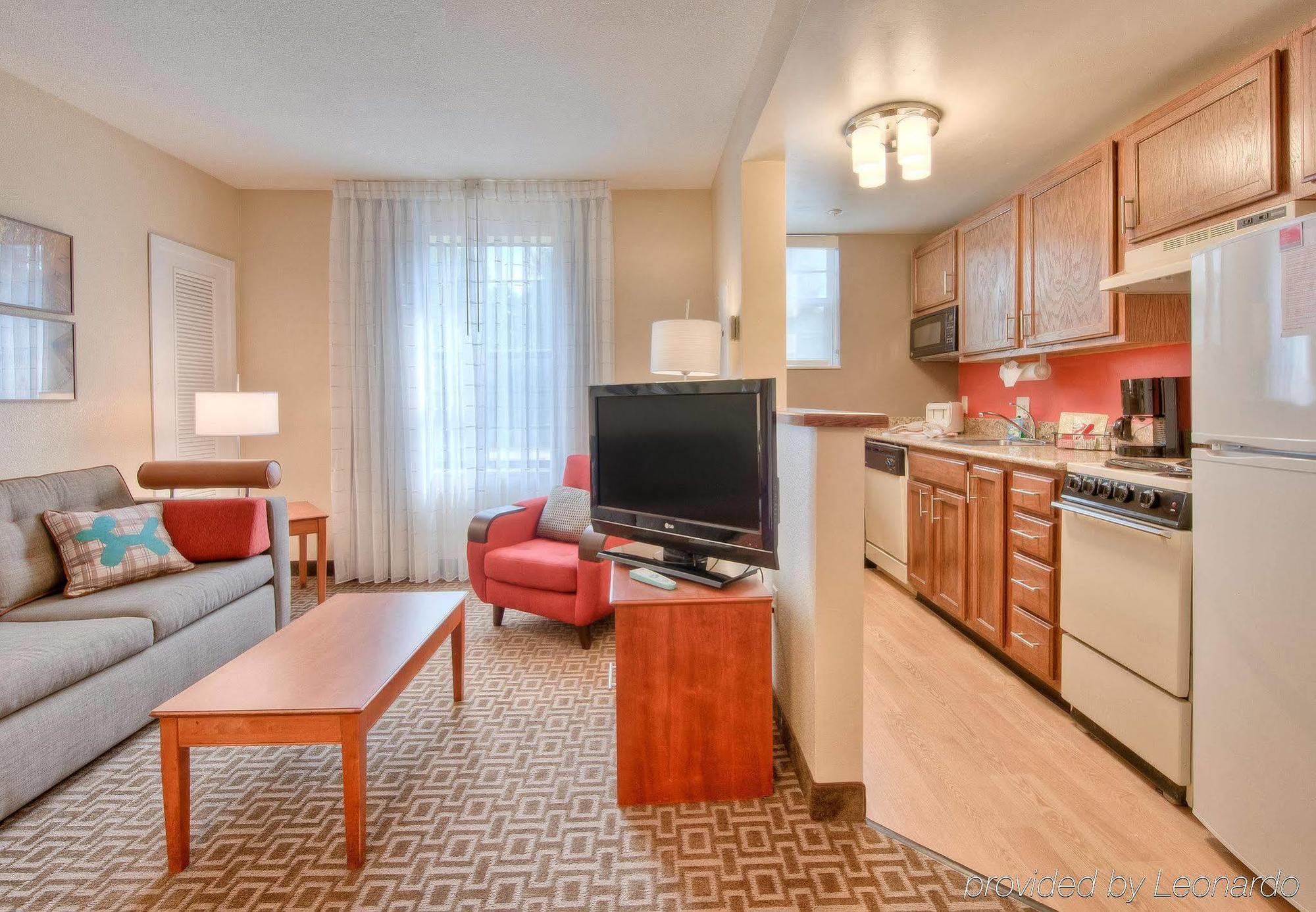 Towneplace Research Park Hotel