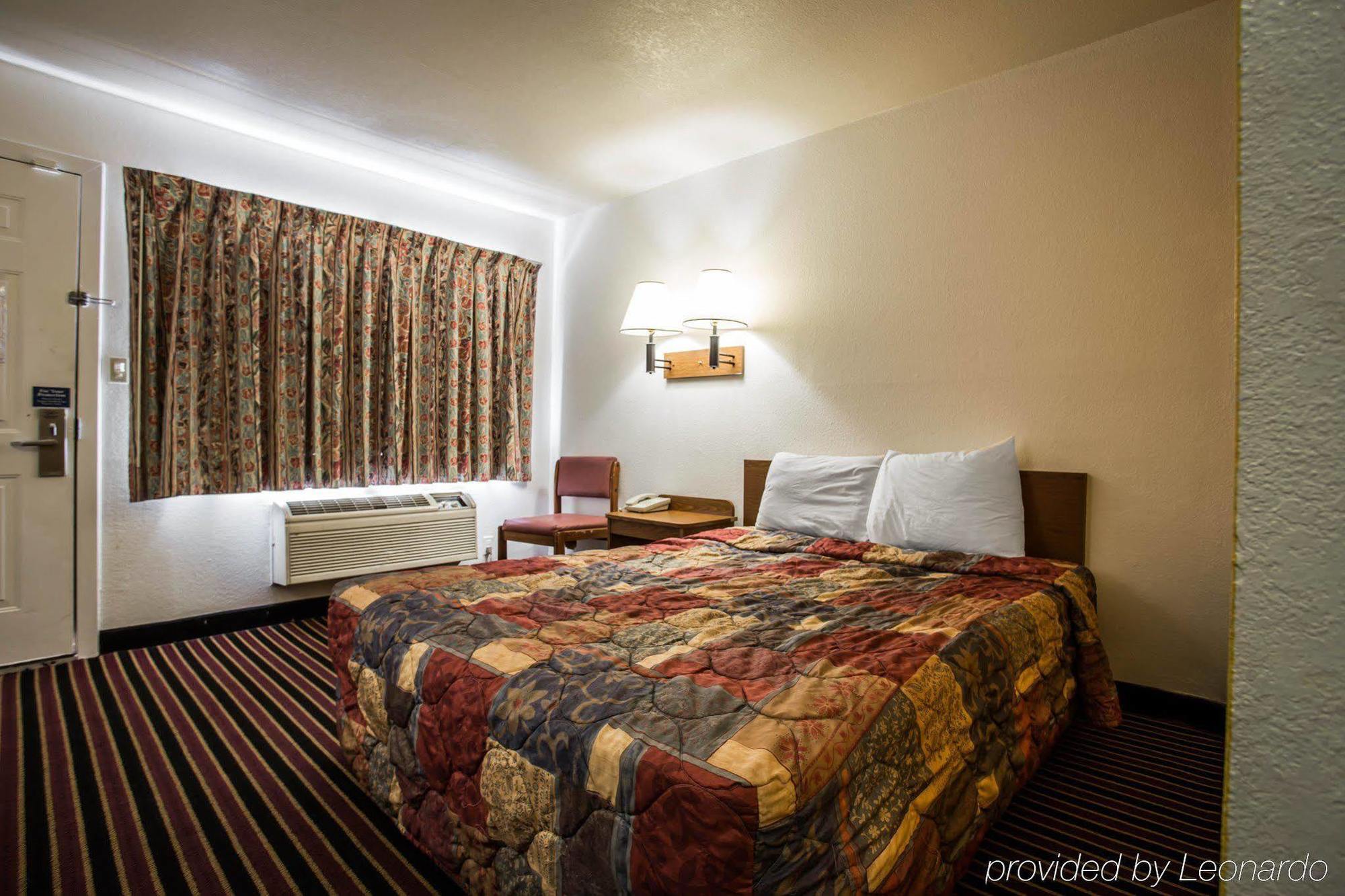 Hotel Rodeway Charlotte