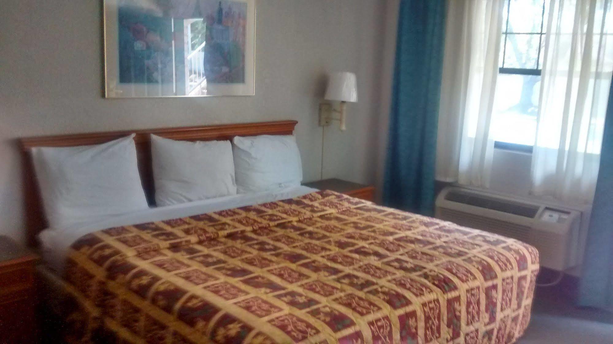 America's Value Hotel