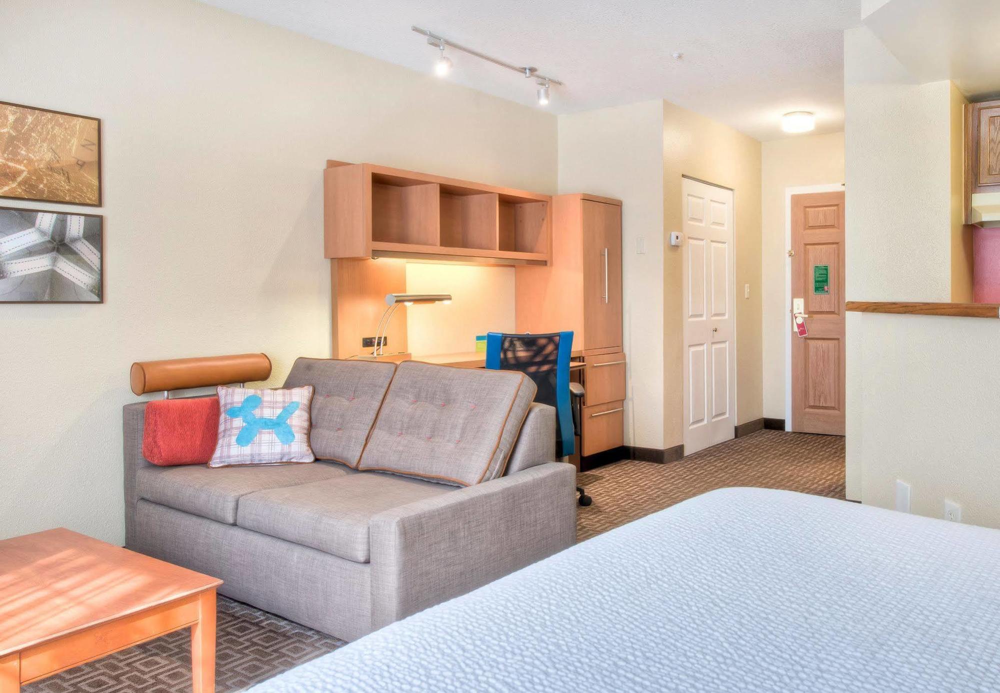 Towneplace Research Park Hotel 3*