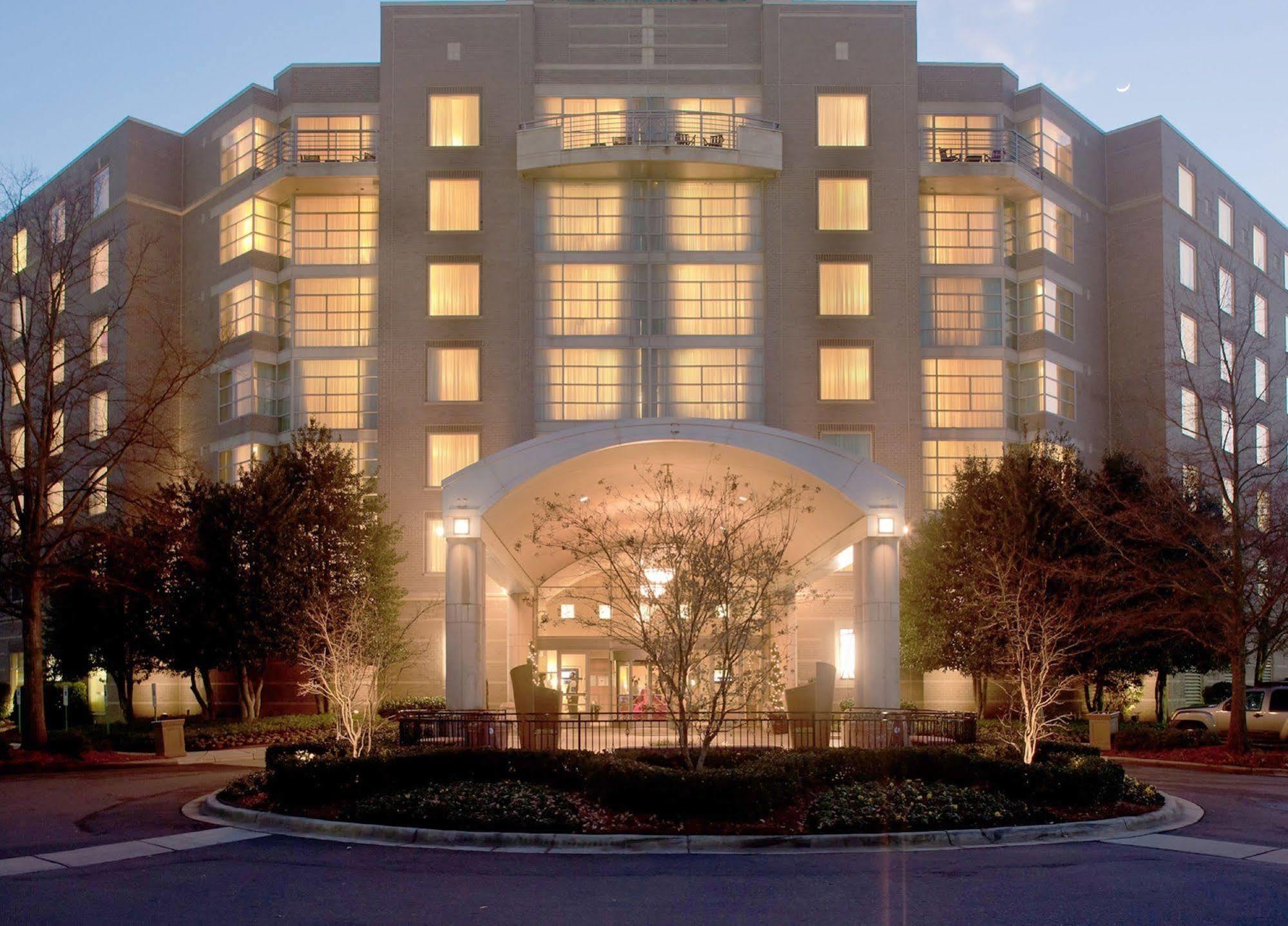 Renaissance Southpark Hotel 4*